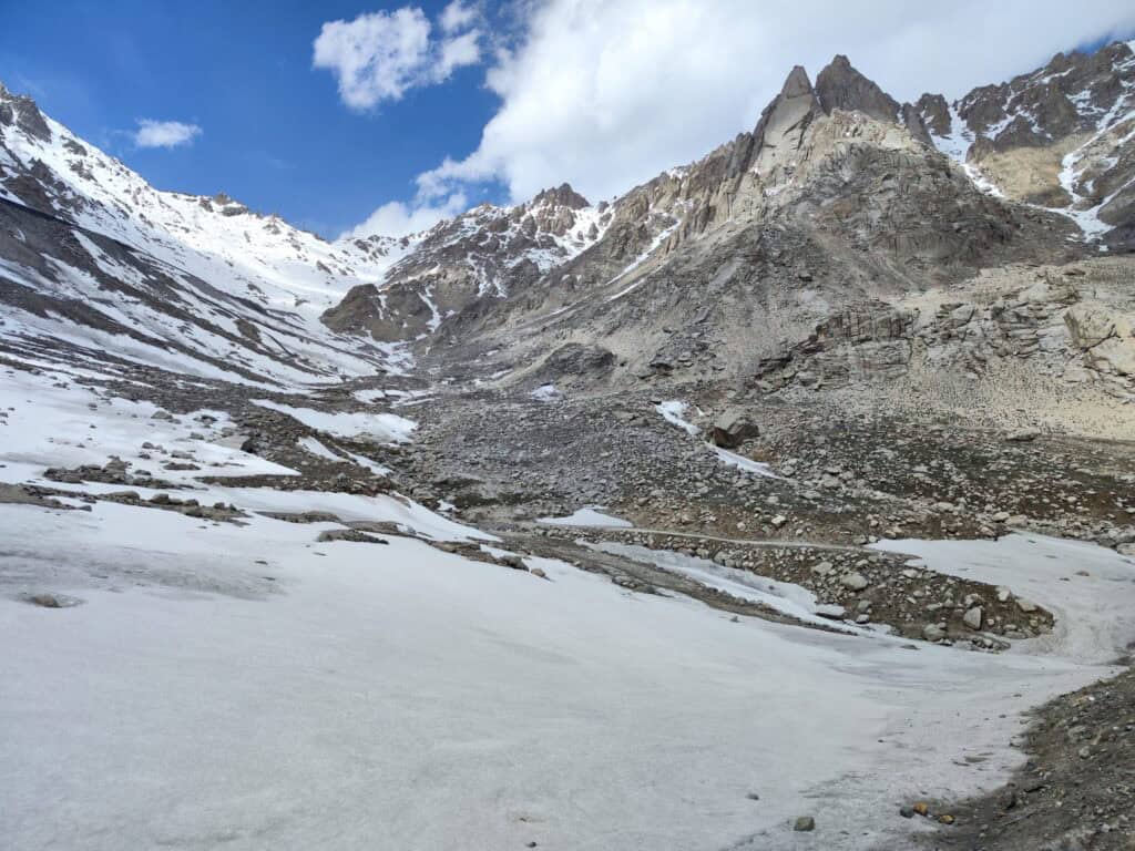 Salang priesmyk - pohrebisko Sovietskeho zväzu|||||