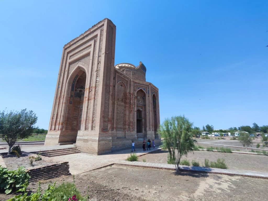 najväčšie stredoveké mesto v Strednej Ázii||||||