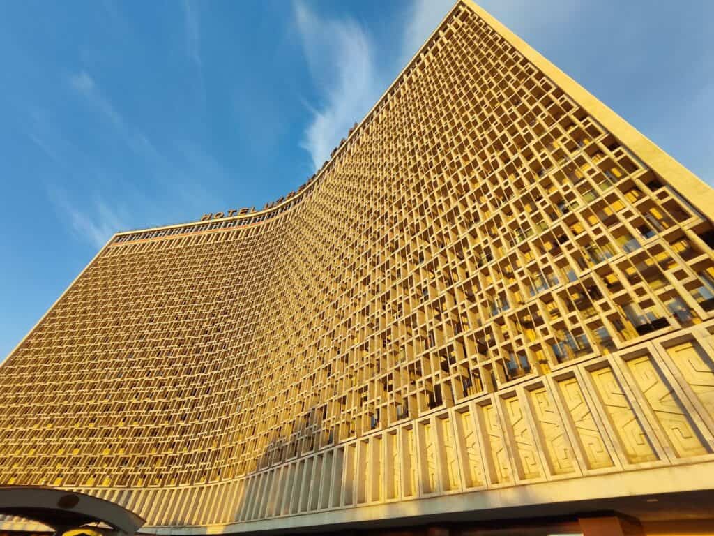 Legendárny hotel Uzbekistan||