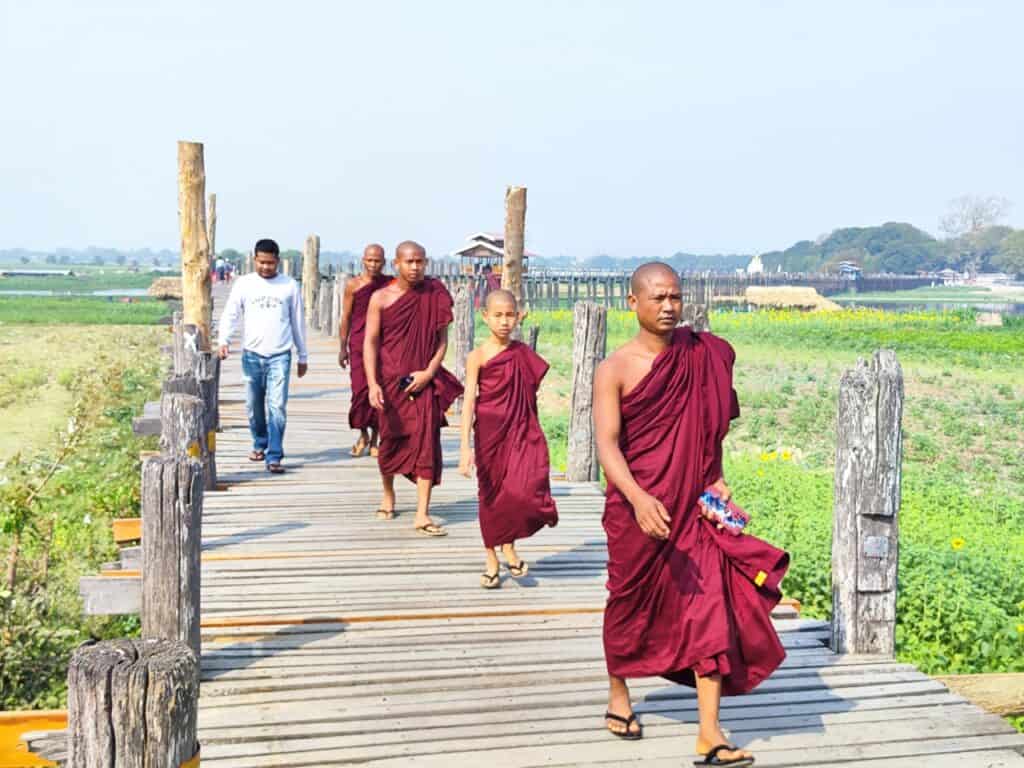 Mjanmarsko (Barma) alebo čo sa tu deje a bude diať||