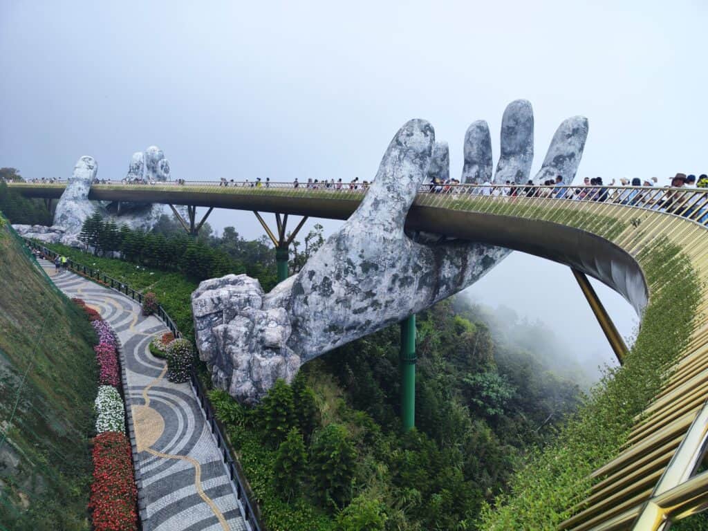 Zlatý most vo Vietname|||