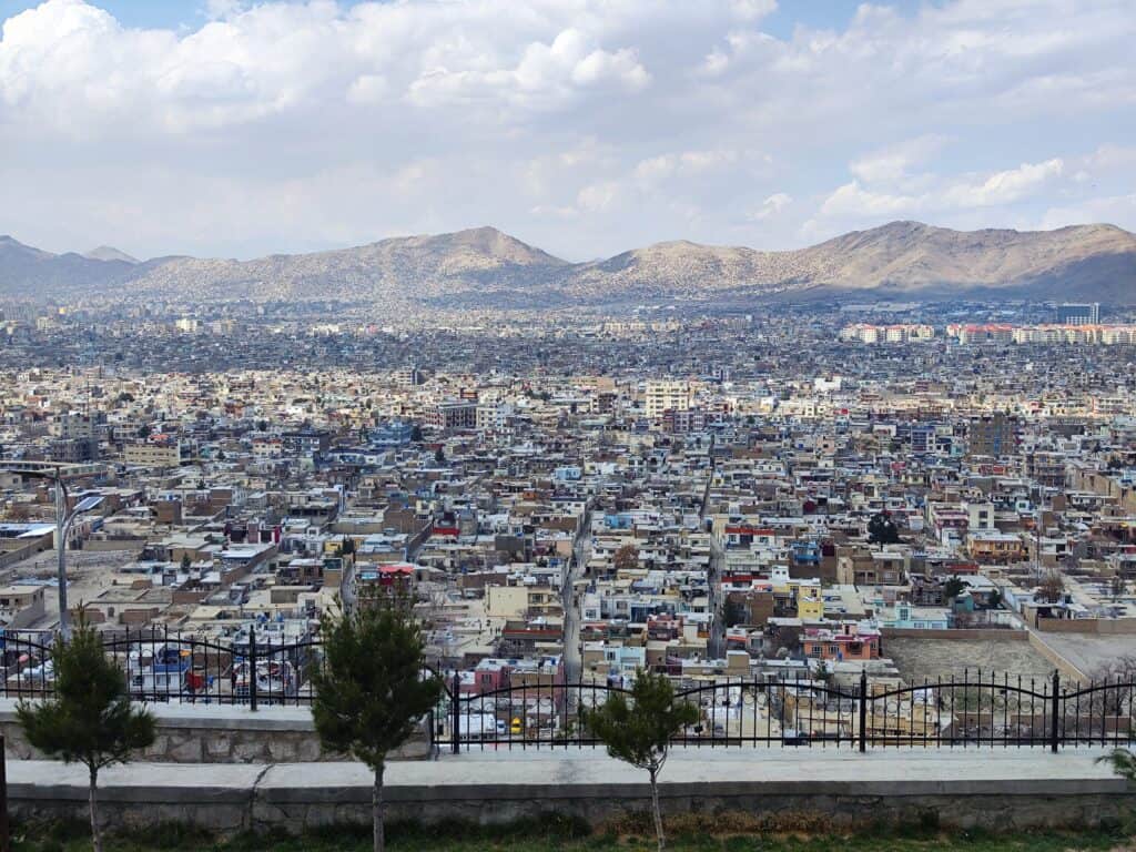 Kábul je mesto ktoré nechce bojovať o vašu pozornosť||||