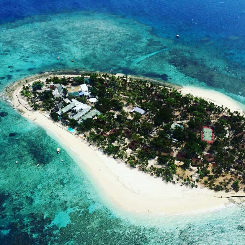 V Tichomorí vás ľudožrúti nezjedia|||||||